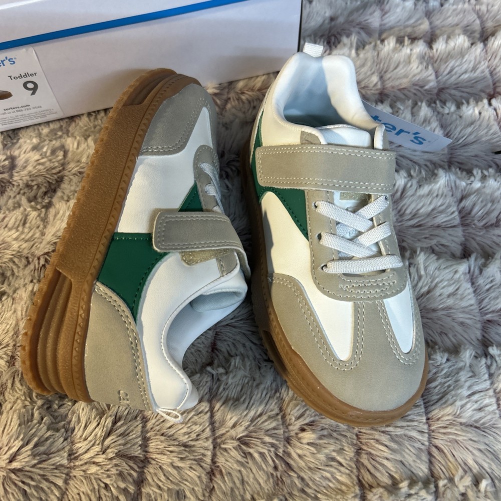 Carter’s Boy Easy On Easy Off Sneakers Size 11