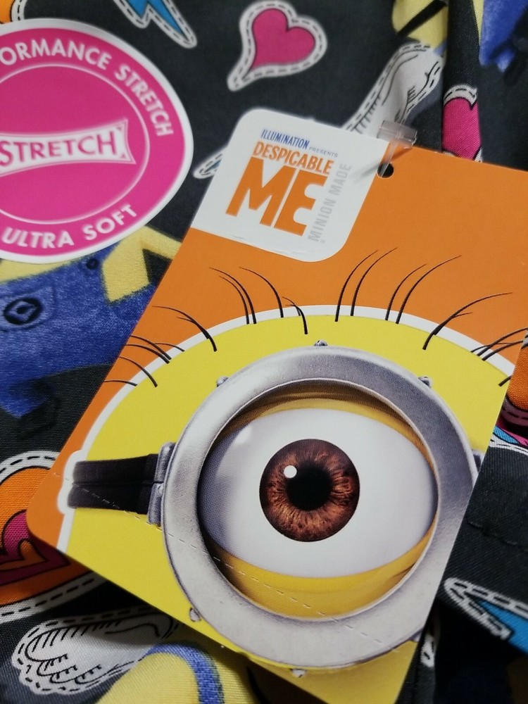 Despicable ME minion Scrub In Size medium W/Pockets NWT performance stretch,soft