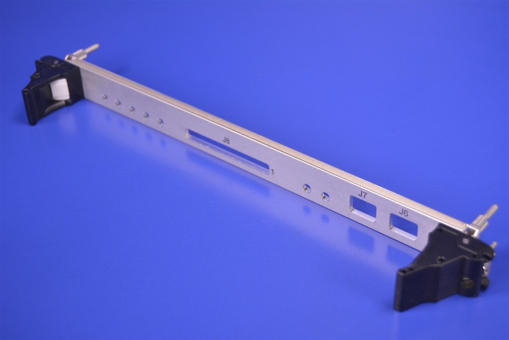 Schroff / Pentair Front Panel for Module w/ Pull Handle Mechanism FPL002991