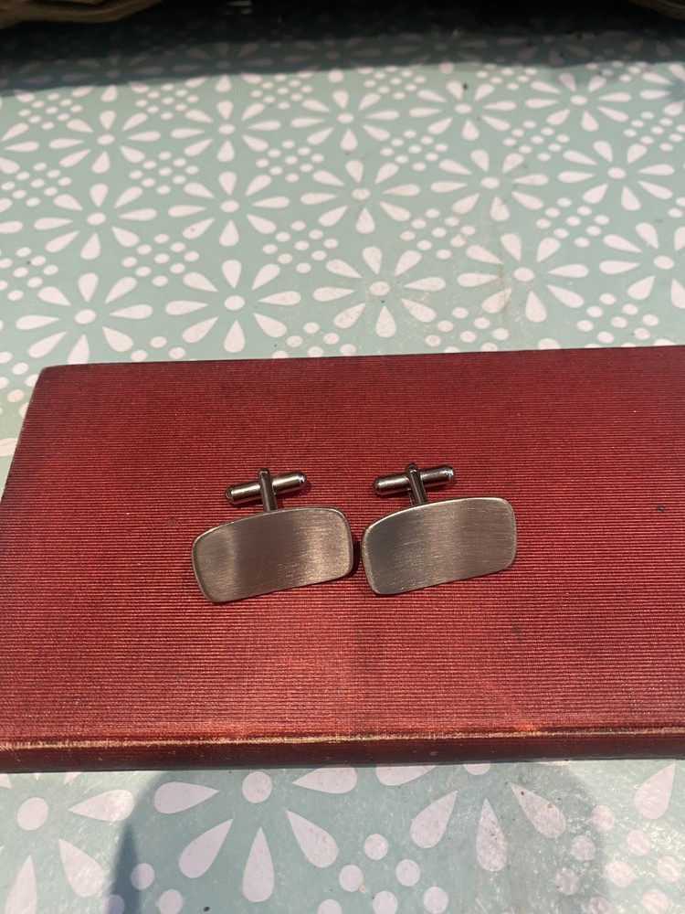 Vintage Cufflinks - silver tone Curved front. Really Classy