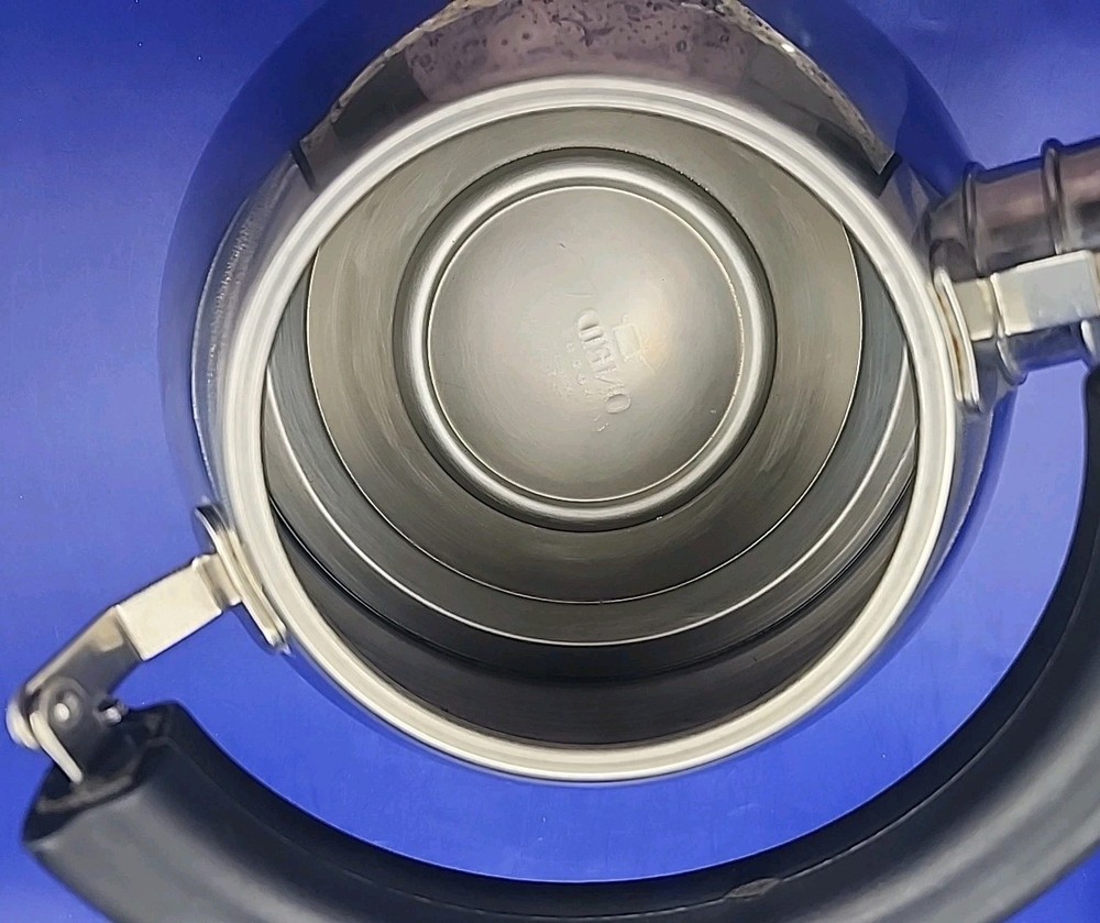 Oneida Stainless Tea Kettle Immaculate 2 Qt Clean Glossy