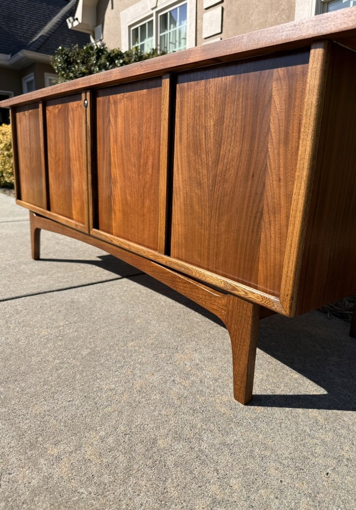 1963 Mid Century Lane Chest *Lock Will Be Disabled*