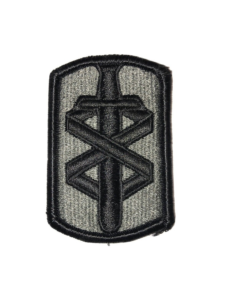 18th Medical Command ACU  U.S. Army Shoulder Patch Insignia