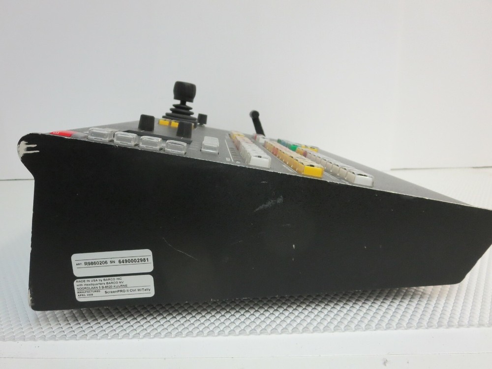Barco Screen Pro II Video Remote Controller (Missing 1 Button) #8453