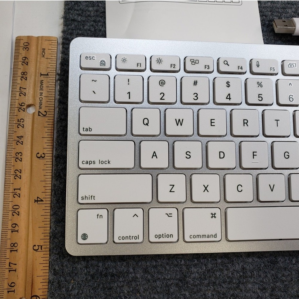 Wired Keyboard. Slim Silver. USBC/USB Connect. KB066-A Omoton. Ergonomic