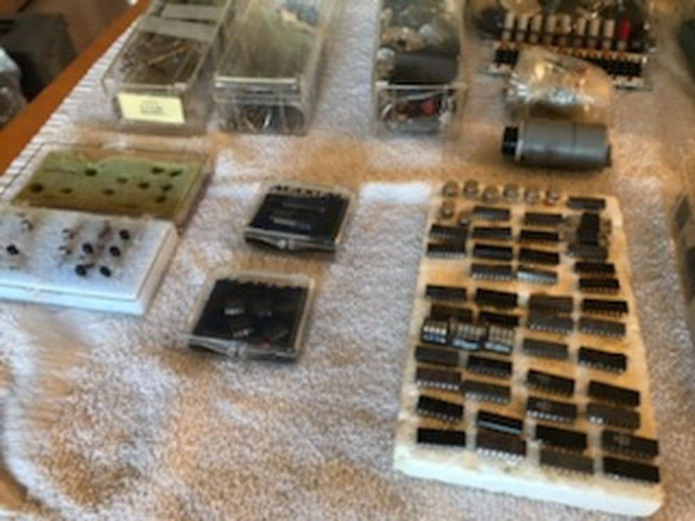 Huge Lot Vintage Electronic Components Capacitors Resistors Transistors Misc