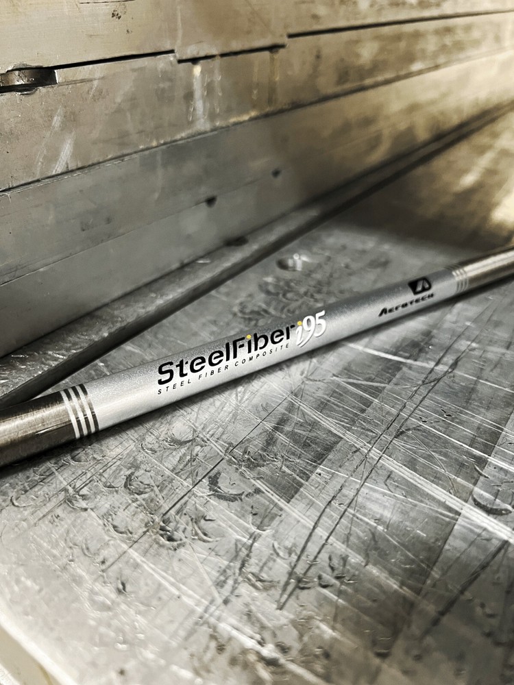 Aerotech SteelFiber i95 Graphite Iron Shaft Set .370" Parallel Tip REGULAR/STIFF