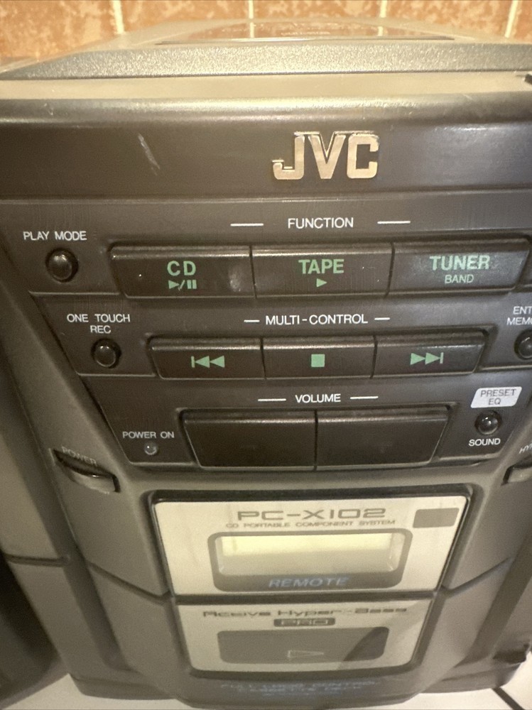 JVC PC- X 102 Portable System CD Player FM AM Cassette Hyper Bass. TESTED