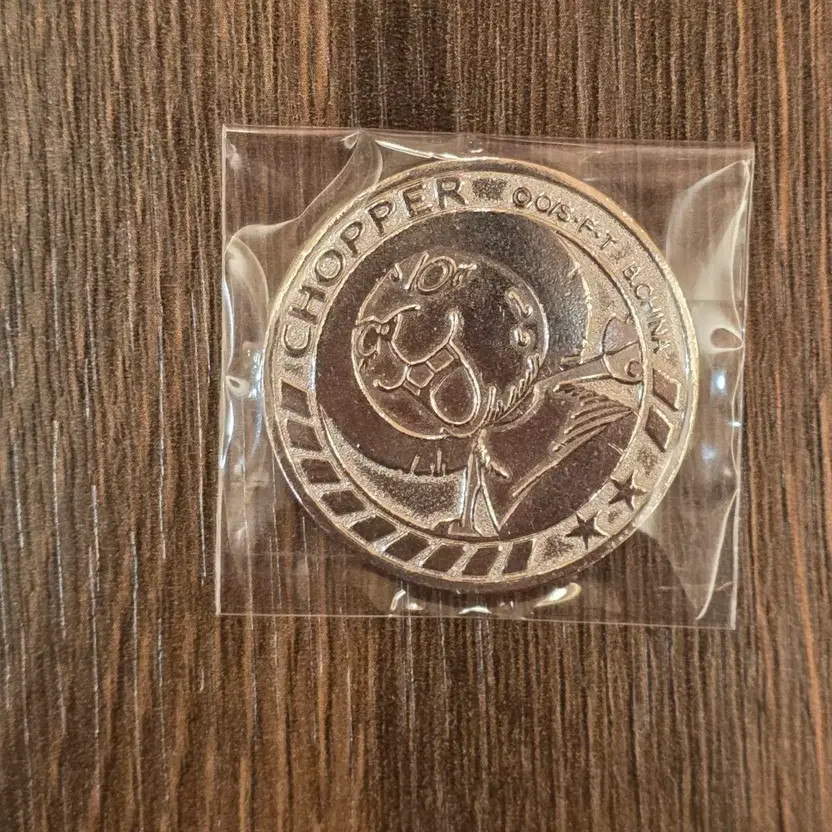 One Piece Commemorative Coin (Unopened)