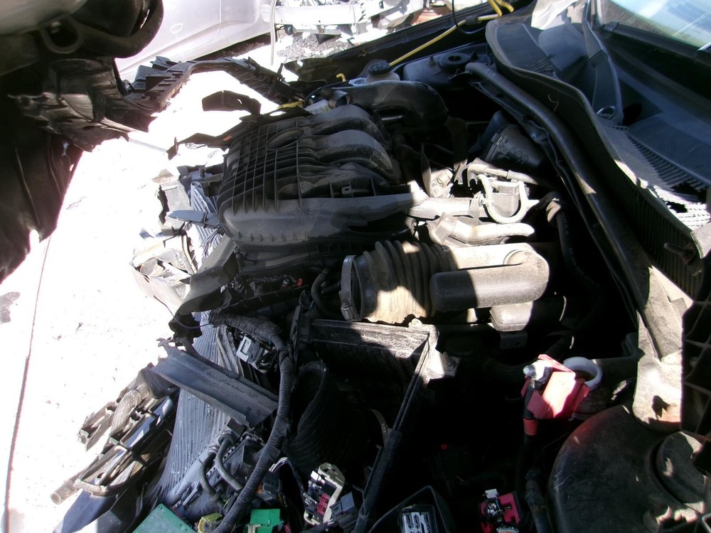 Used Front Left Steering Knuckle fits: 2013 Chrysler 200 ABS Front Left Grade A