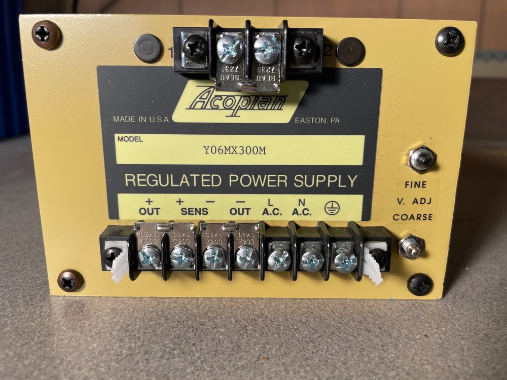 Acopian Regulated Power Supply Model Y06MX300M