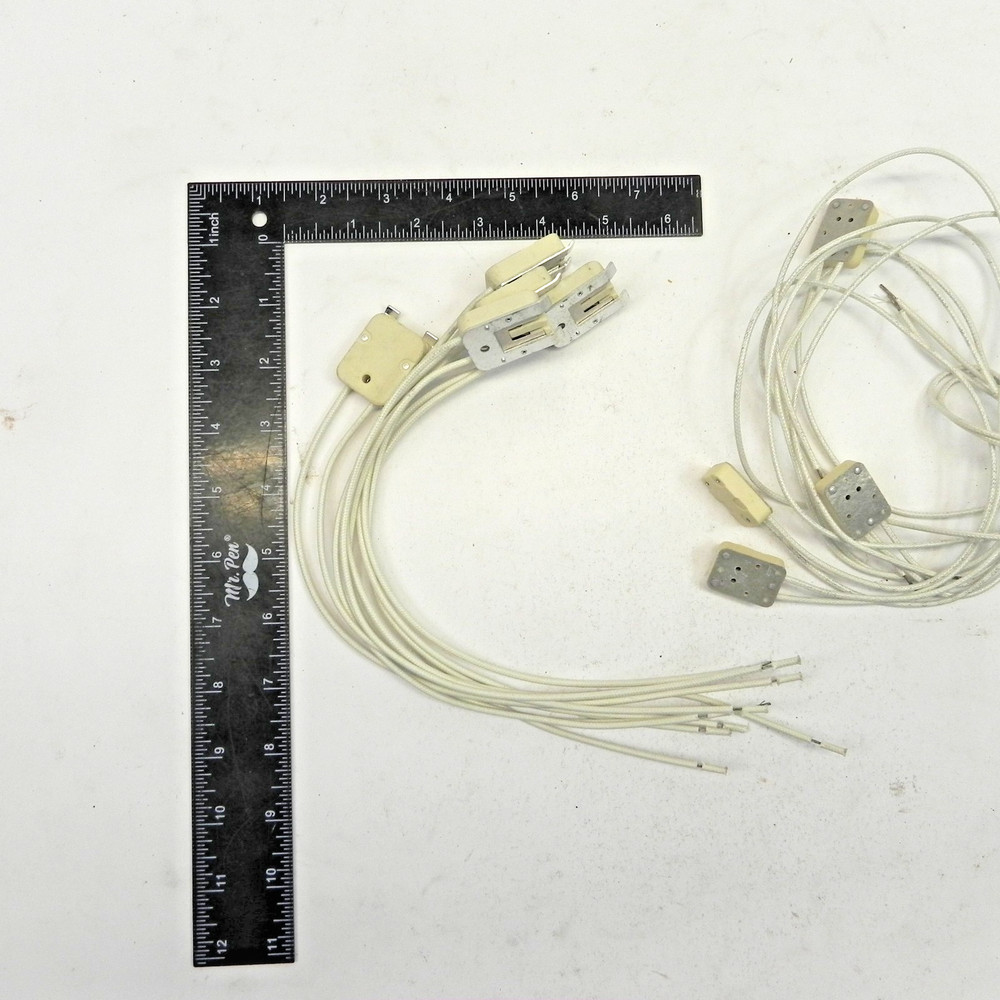 FIBER OPTIC LIGHT SOURCE LIGHT SOCKET PIG TAIL CABLE LIGHTING COMPONENTS NEW LOT