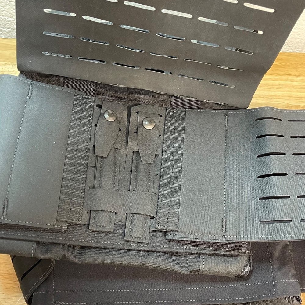 PROTECH Tactical Armor Plate Rack Carrier SHIFT AWS QRS Medium Black Webless