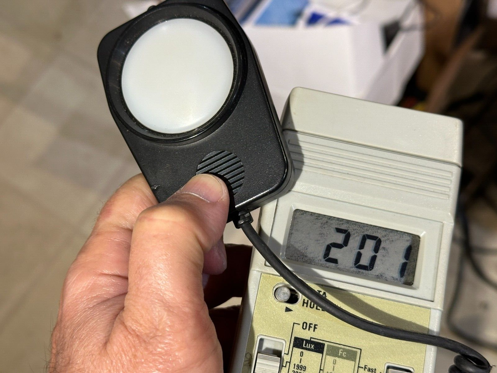 Lutron LX-102 Light Meter w/Sensor, Case