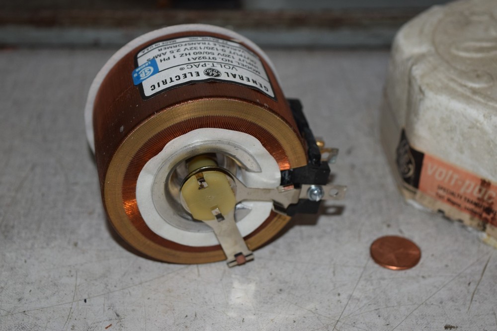 General Electric GE Volt-Pac 9T92A1 Variable Transformer