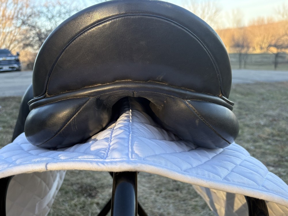 2017 HDR Lexus Dressage Saddle