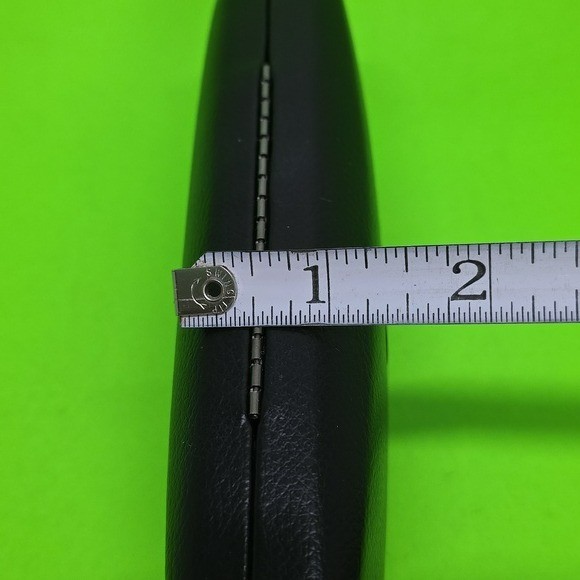 OGI Eyeglass Black Clamshell Case (Case Only)