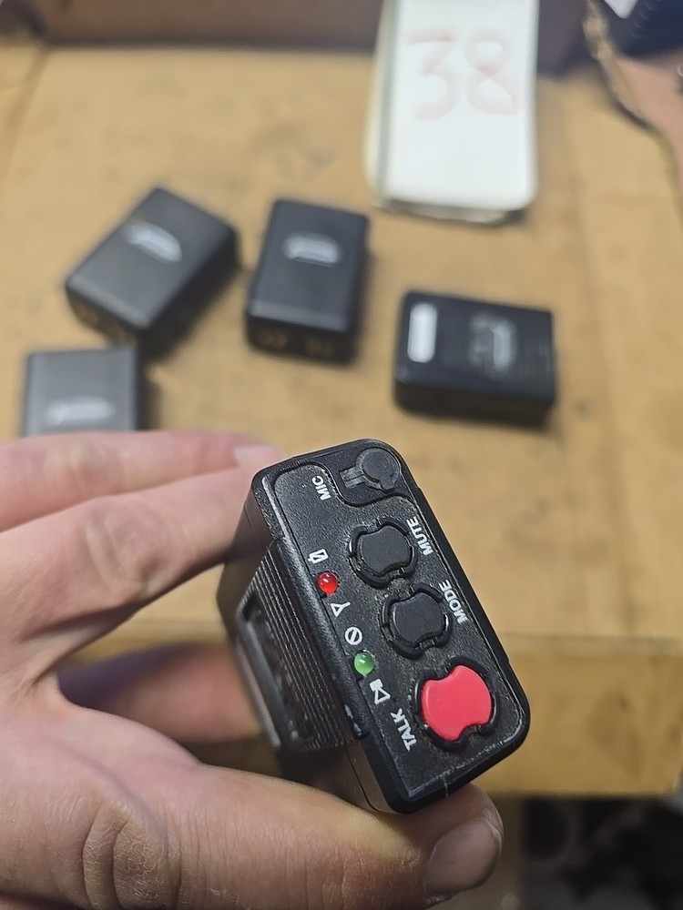 (5) PANASONIC CCR24PNA Wireless Transmitter Unit