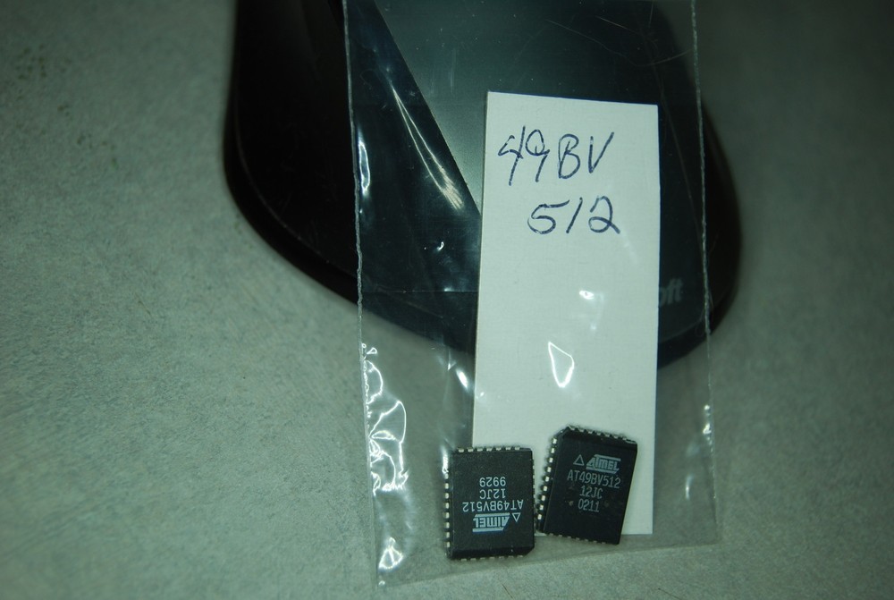 ATMEL 49BV512 blank flash rom PLCC32