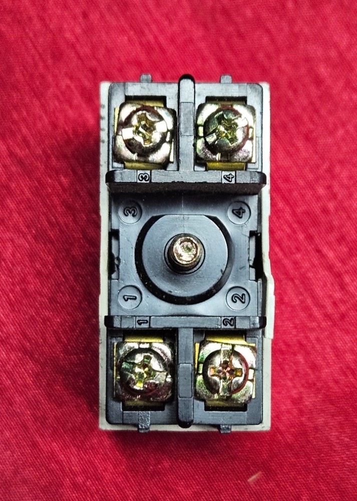 Omron Counter H7EC-BLM Digital Electrical Counter Totalizer 6 Digit LCD Display