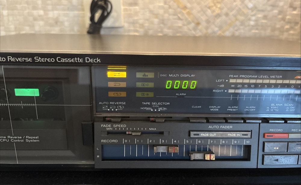TEAC V-909RX Auto Reverse Stereo Audio Cassette Deck