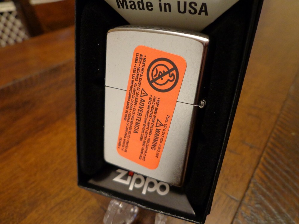 BLACK WIDOW SPIDER ZIPPO LIGHTER MINT IN BOX