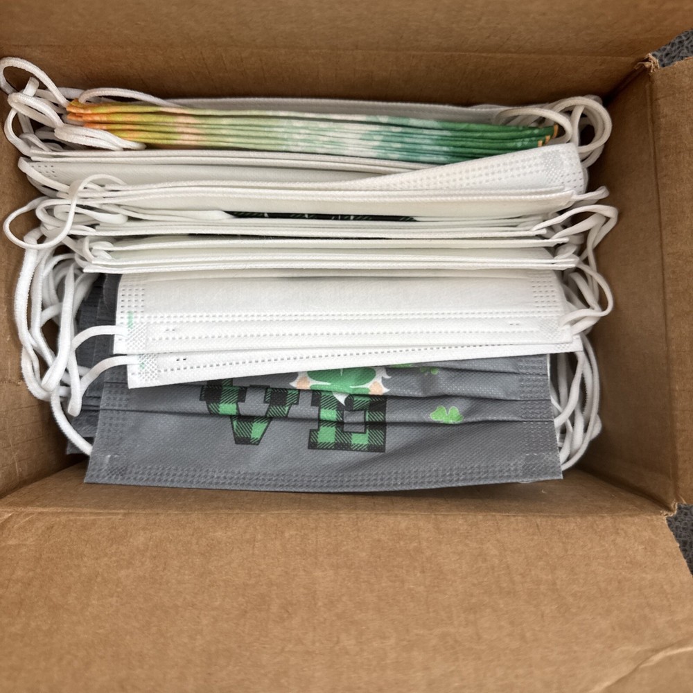 St Patricks Day Face Masks New 65 Count