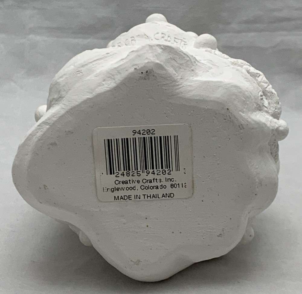 Creative Crafts 94202 Christmas Tree Bulb Star Plaster Paintable Accent