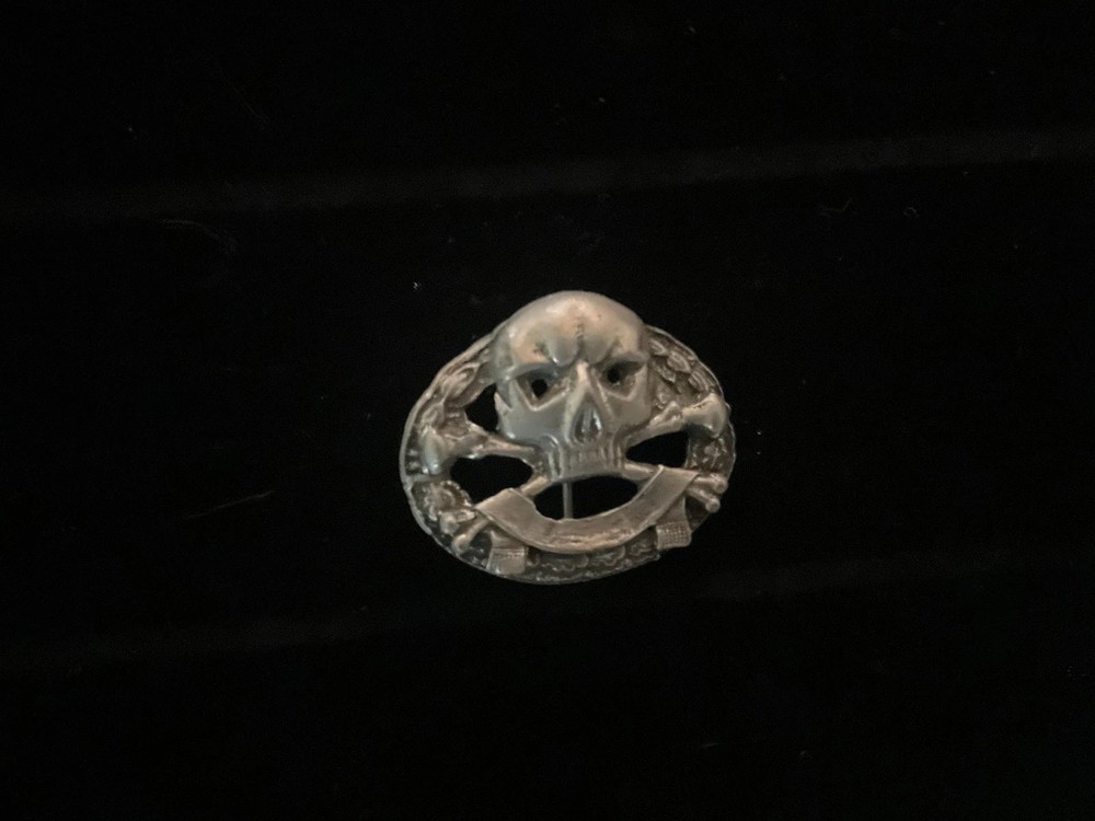German Skull And Bones Badge