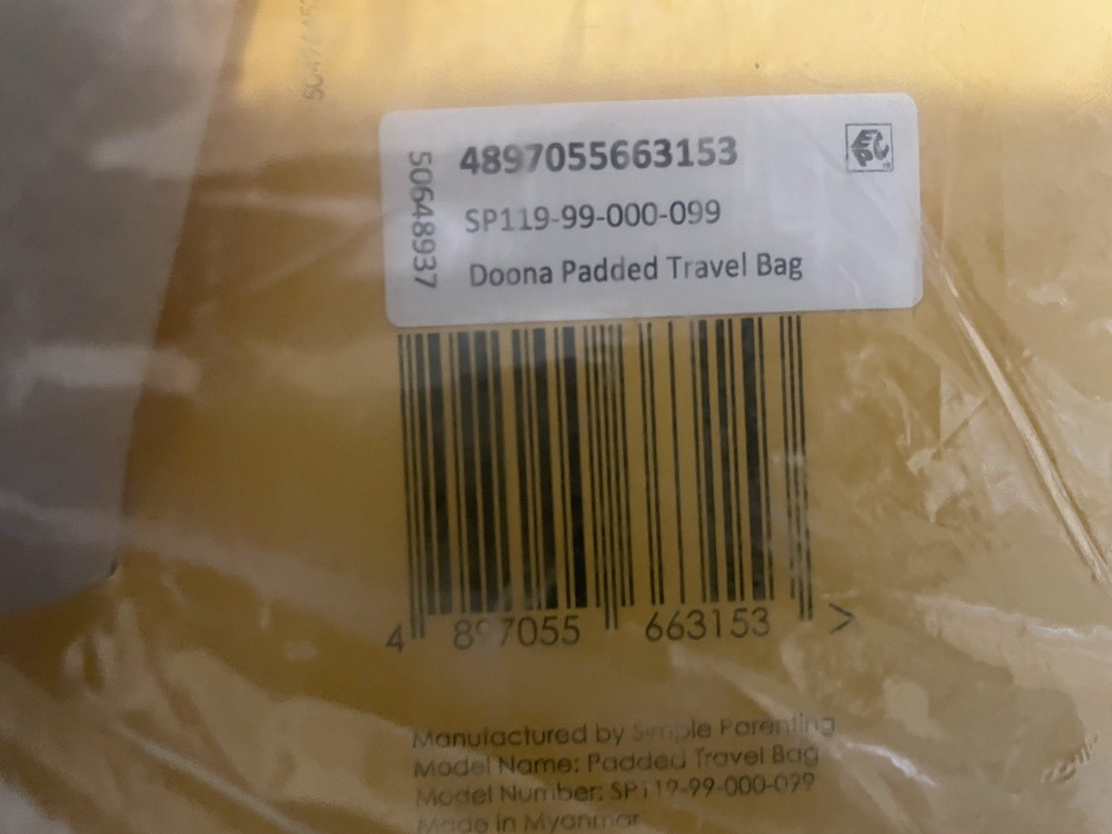 DOONA PADDED TRAVEL BAG
