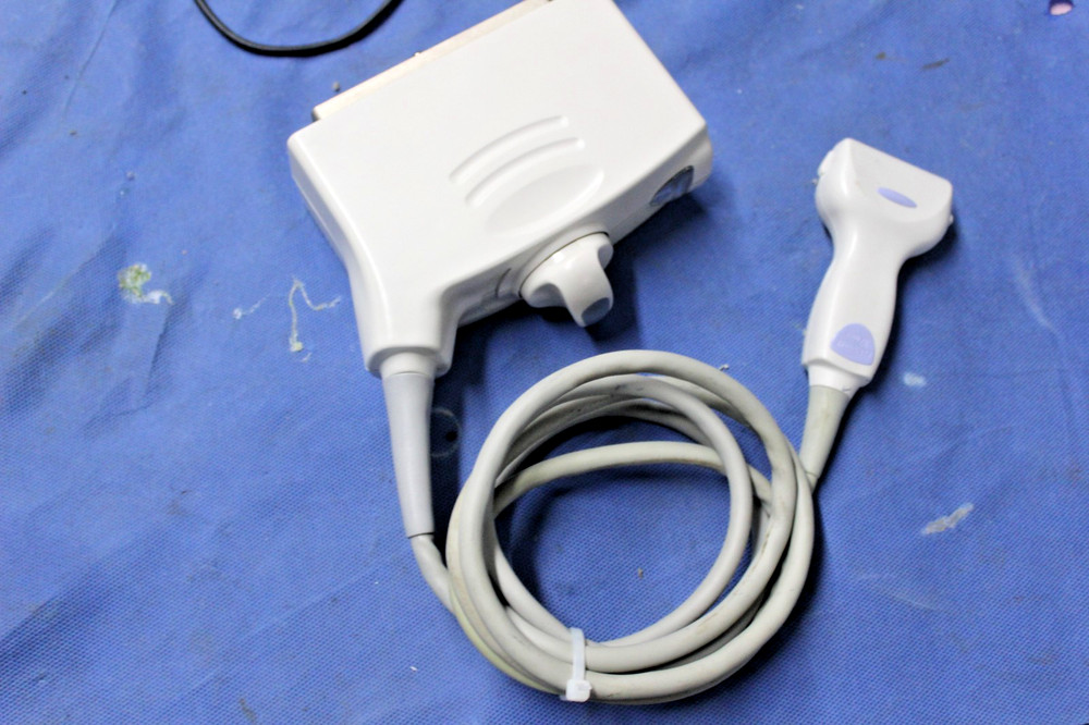 TOSHIBA PLT-1204AT LINEAR ARRAYULTRASOUND TRANSDUCER