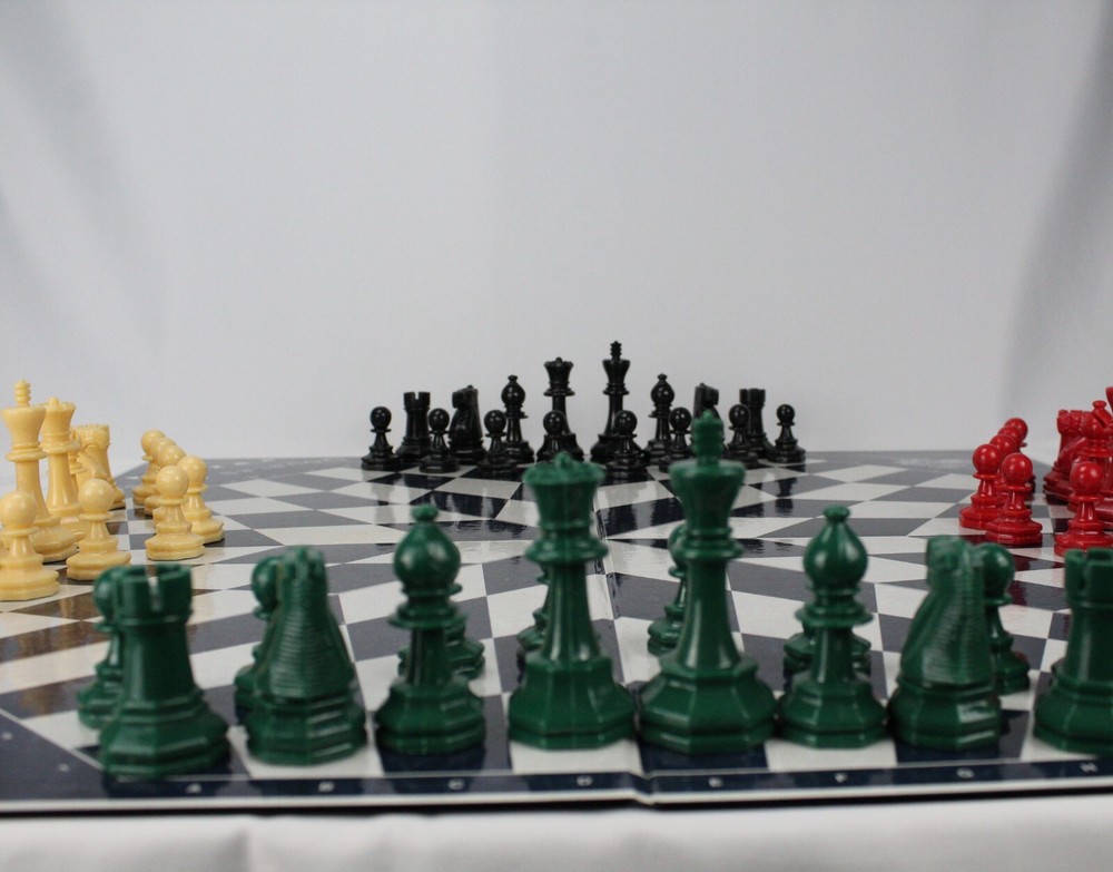 1994 Classic Doubles Chess Board Game