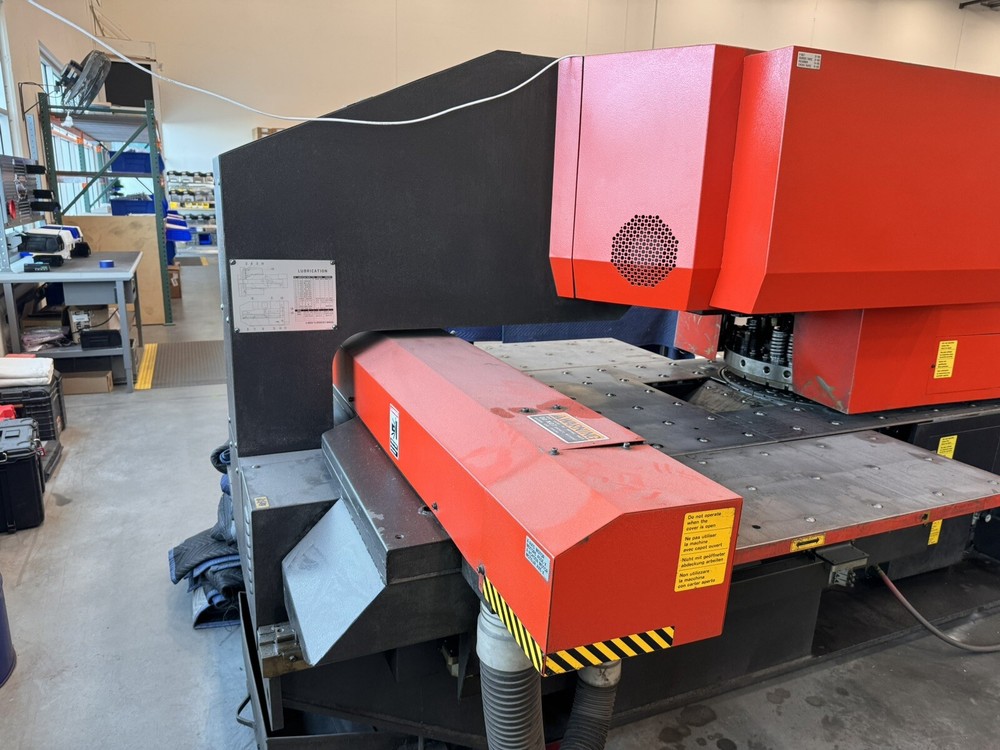 amada 244 Punch