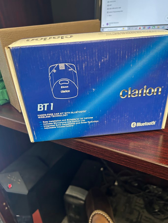 clarion Bluetooth Hands-Free Car Kit