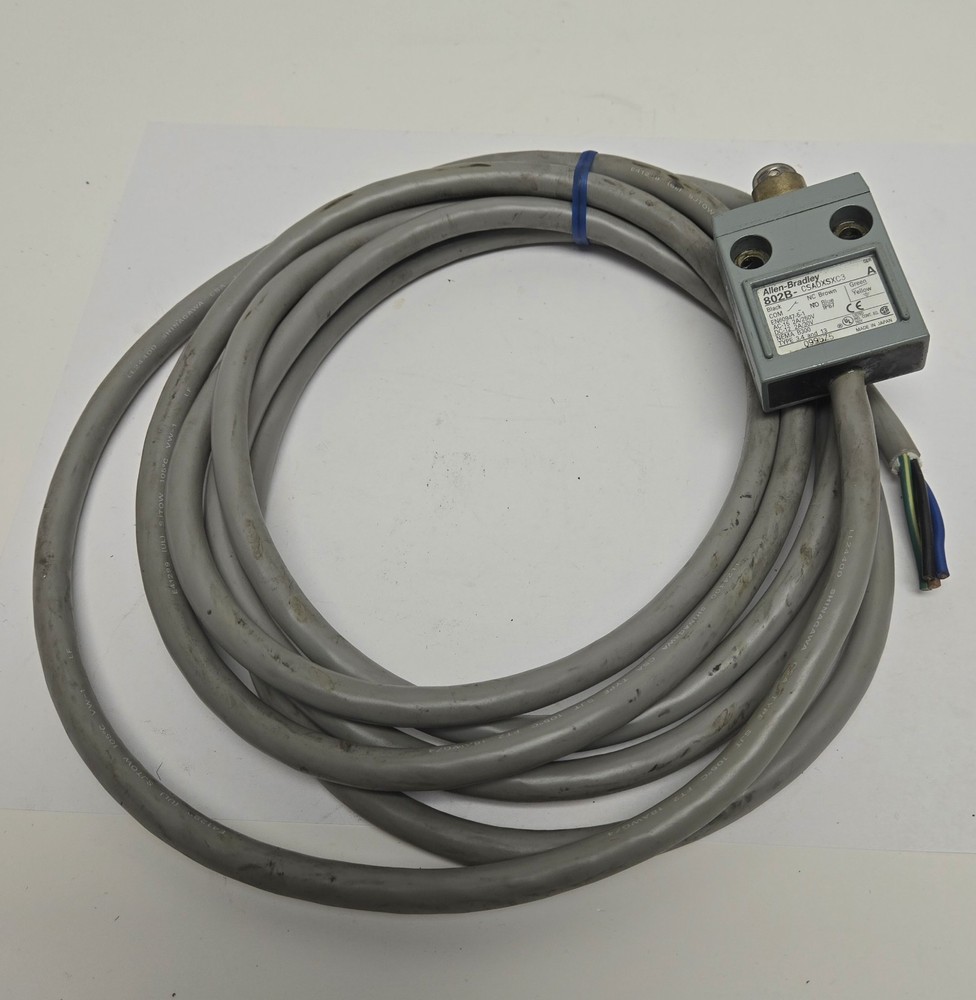 ALLEN BRADLEY COMPACT LIMIT SWITCH 802B-CSADXSXC3.