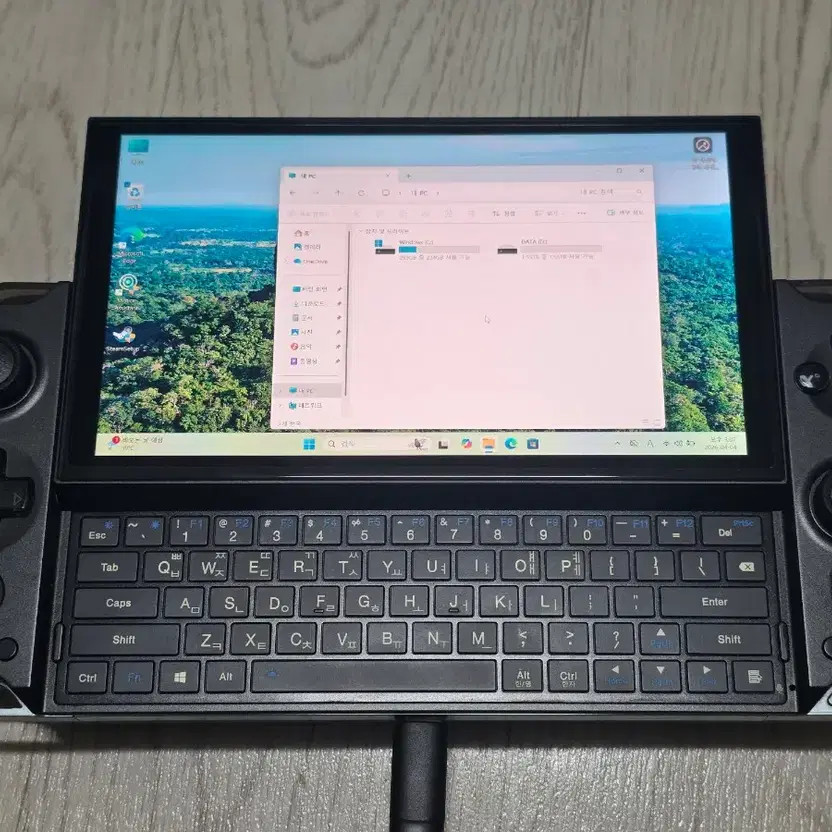 GPD Win4 Handheld Gaming Console, Includes Case & Screen Protectors