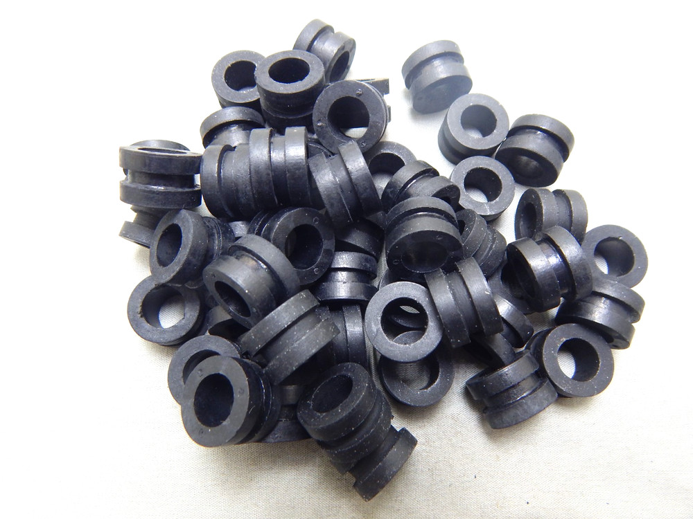 11/32" ID RUBBER GROMMETS