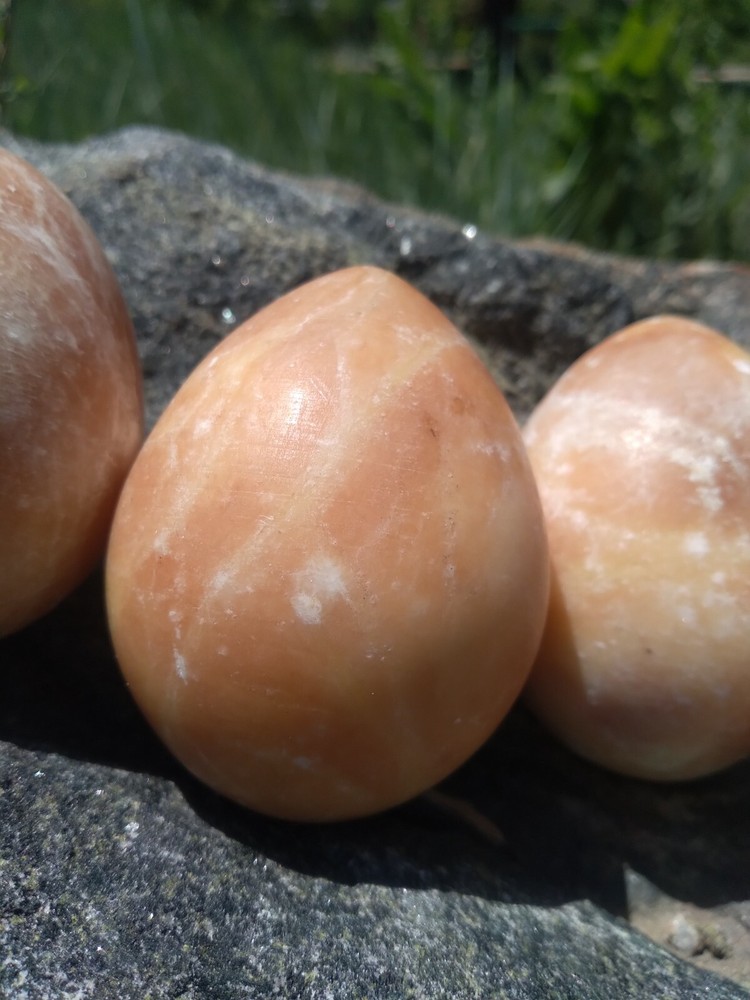 MATTE Peach Cream Marble Stone Egg Easter Orange