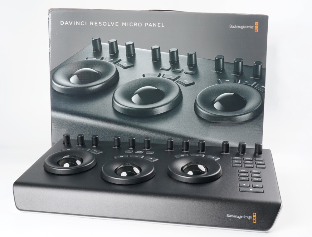[Near Mint] Blackmagic Design DaVinci Resolve Micro Color Panel #190M