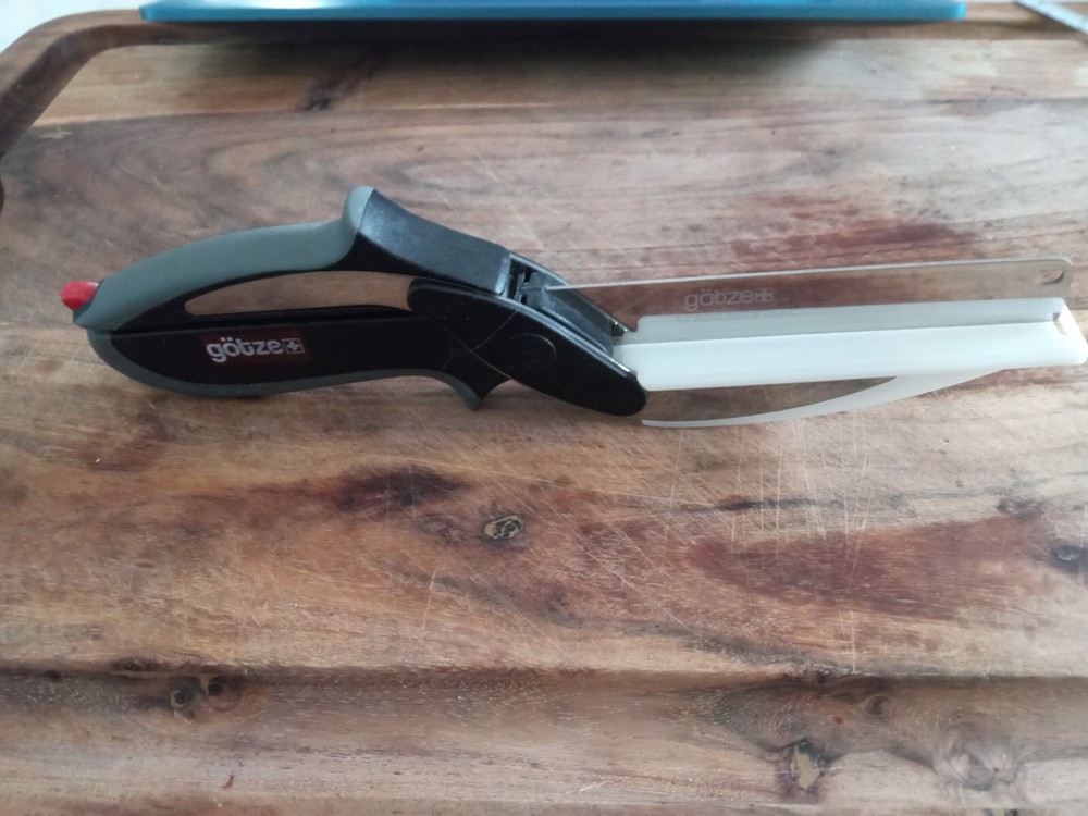 Gotze 9 1/2 Herb Trimmer