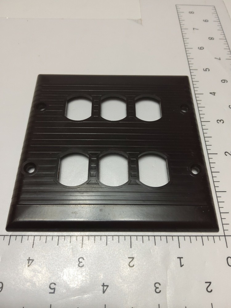 VINTAGE LEVITON BAKELITE DESPARD WALL SWITCH PLATE (NOS)