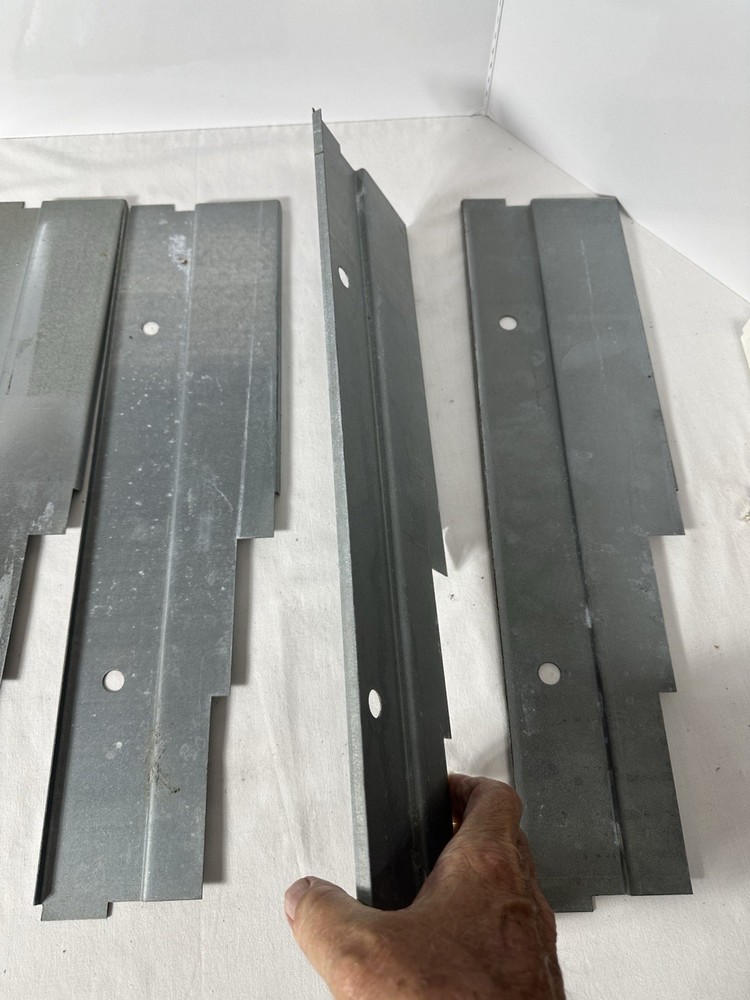 Dixie Narco 276E ,501E , 600e bottle shims OTY 4