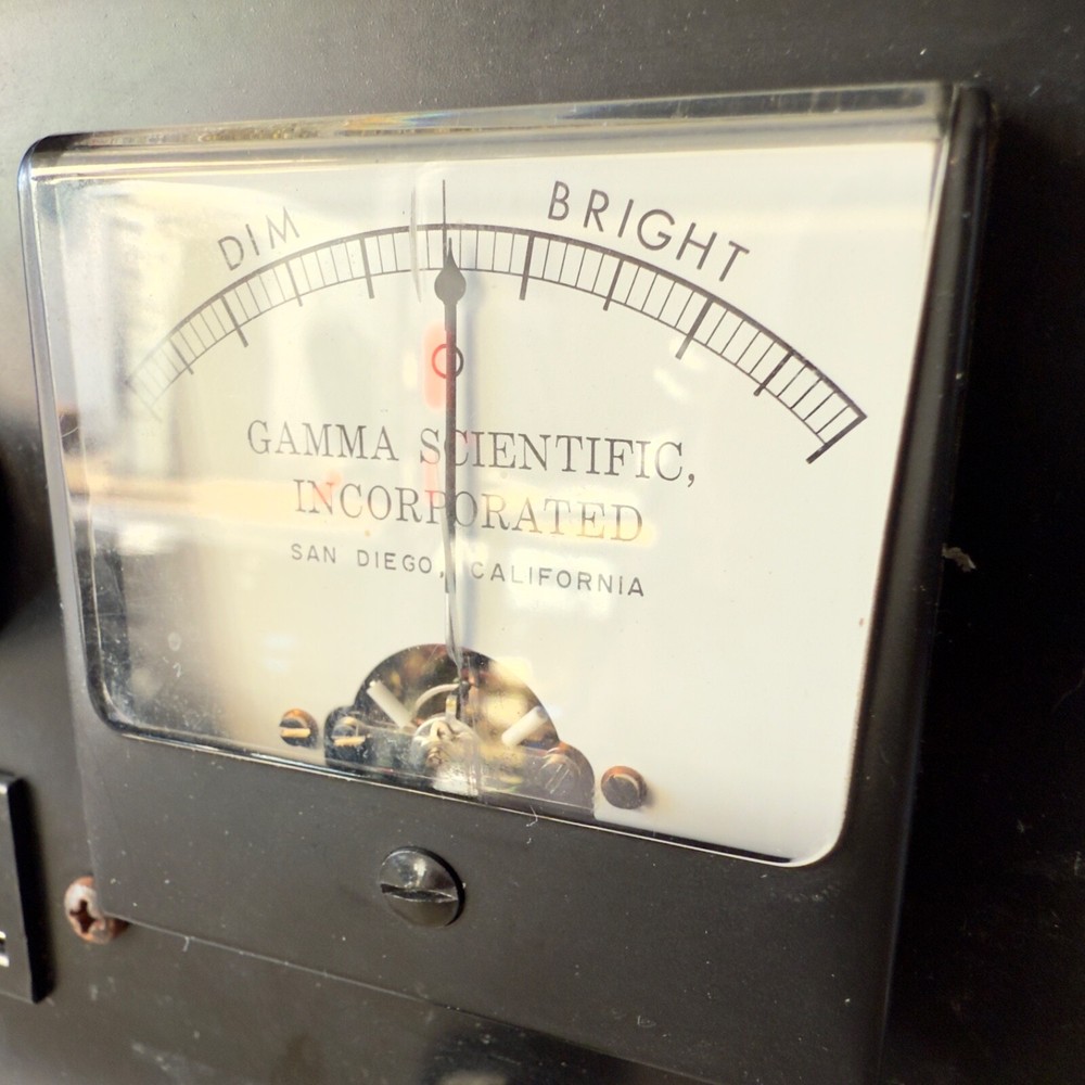 Gamma Scientific Model 220 Optical Source System Standard Lamp Source Unit