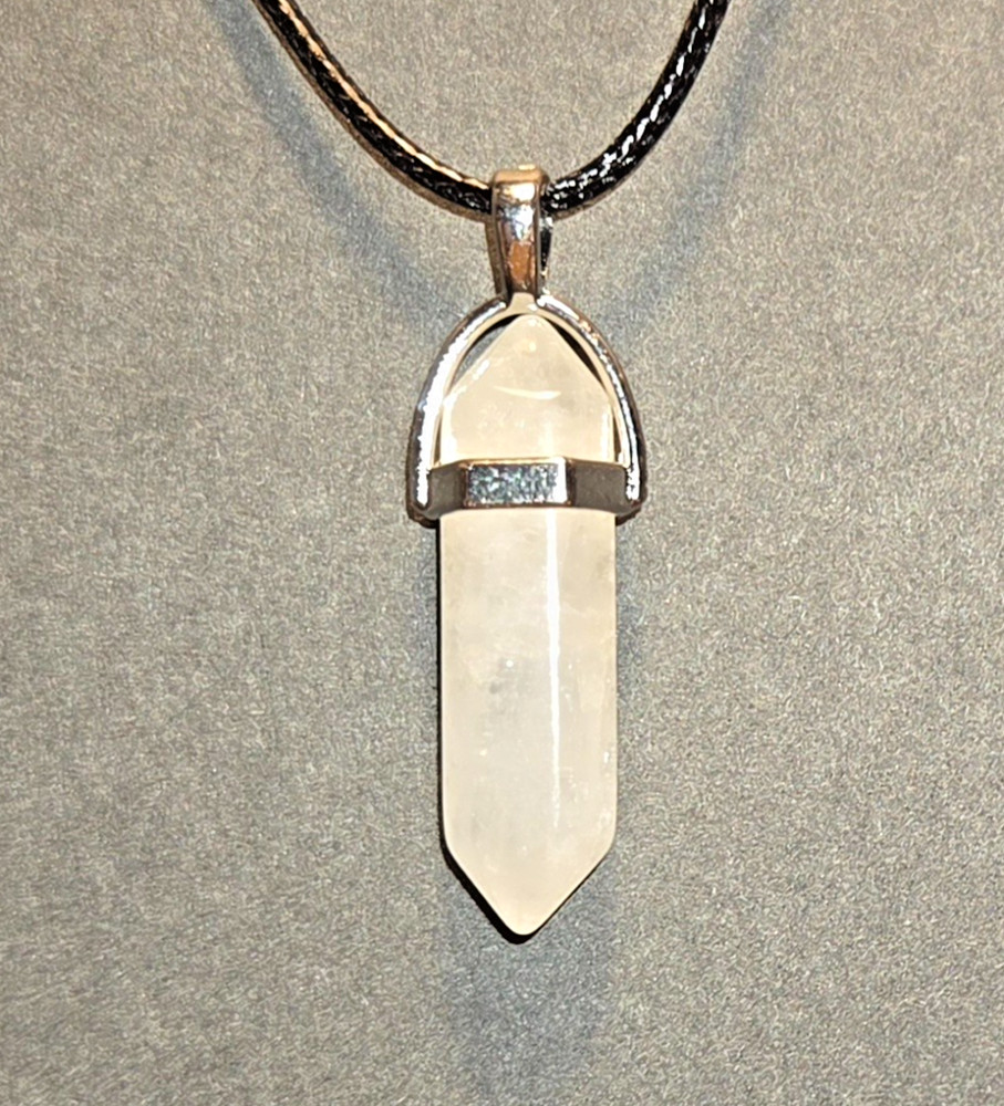 GOTH/WICCAN-CHAKRA/REIKI/HEALING STONE PENDANT-O