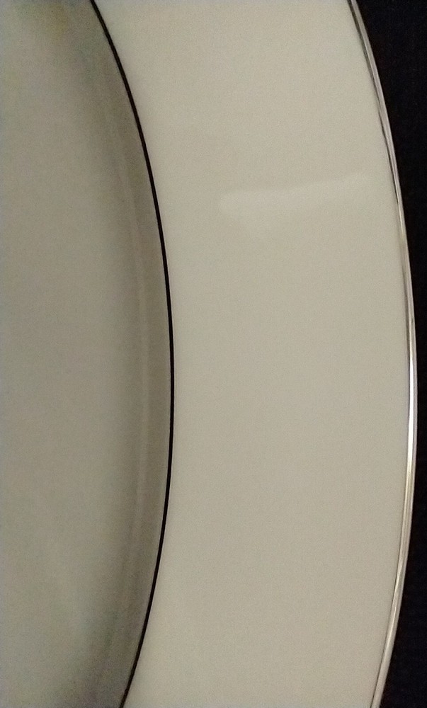 Noritake Purity White Small 12" Oval Serving Platter Bone China - 4726 - "NEW"