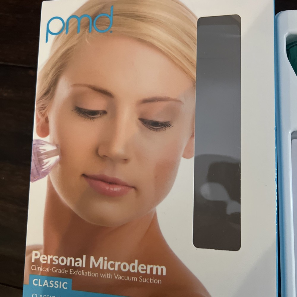 Pmd Personal Microderm Clinical Grade Exfoliation With Vacuum Suction / Classic