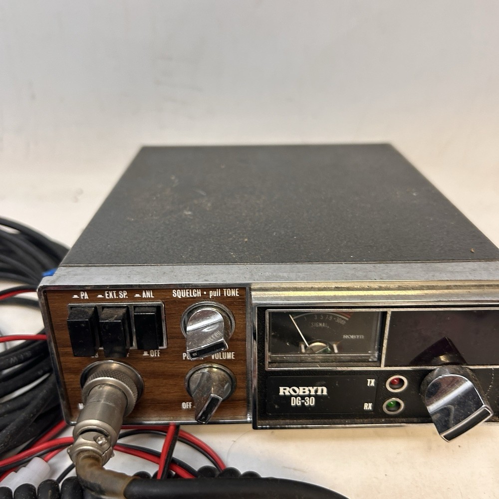 Robyn DG-30 CB Transceiver Base Module Antenna Mic Manual