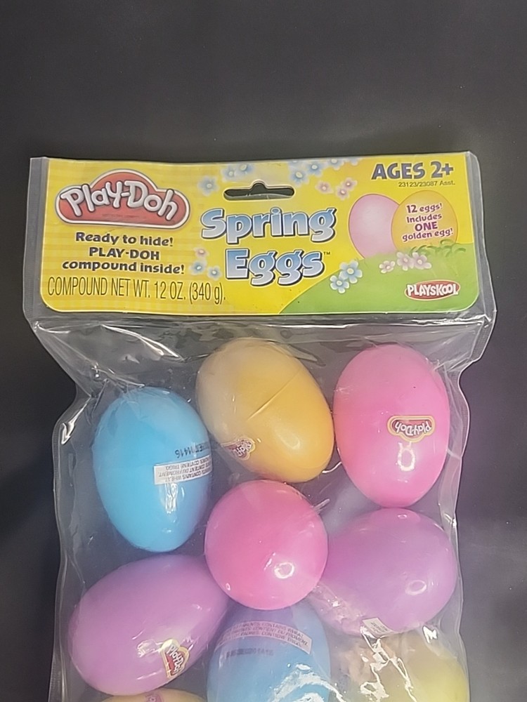 Play-Doh Spring Easter Eggs, 12 Eggs With Play-Doh Inside - NEW