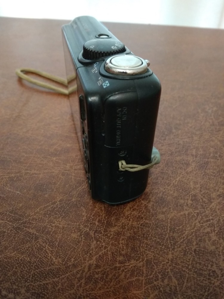 Canon PowerShot A2100 is 12.1MP Digital Camera. not Work