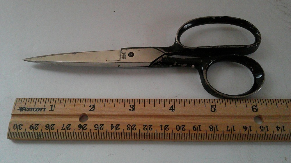 Vintage Compton Reliance 6-1/2" Sewing Shears